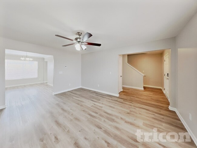 Photo - 2512 Landale Ct