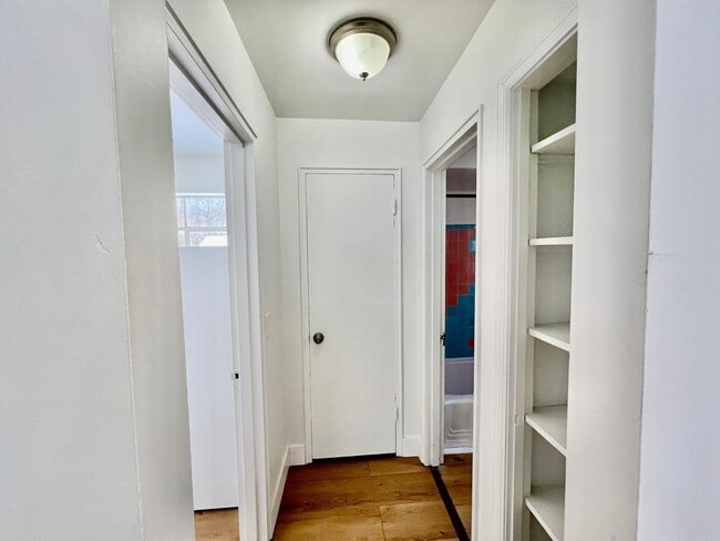Photo - 1087 Grand Ave Unidad 2