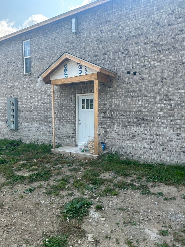 Photo - 305 N 2nd St Unit 2