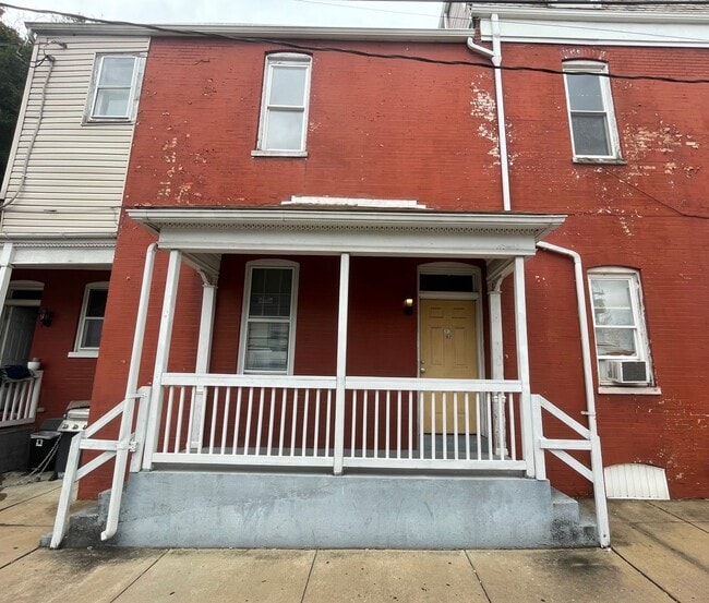 Photo - 201 E Cottage Pl Unit Apt# 2