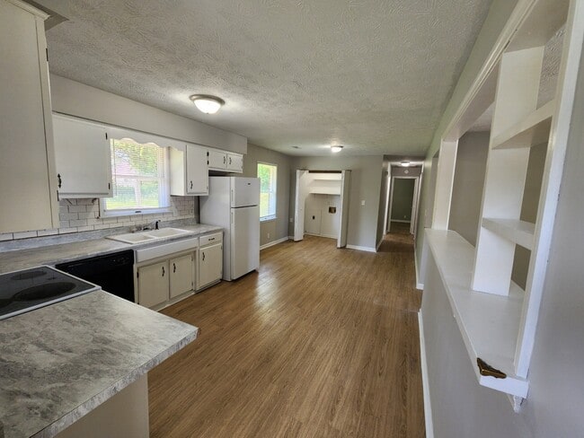 109 Eagle Dr