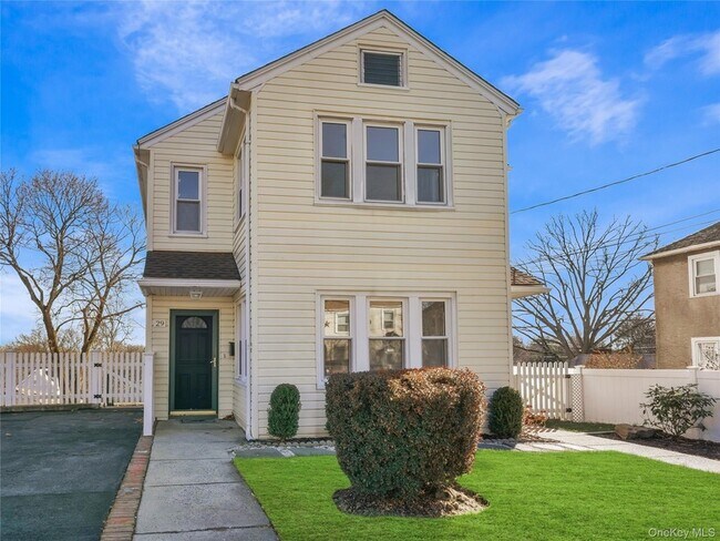 Photo - 27 Fremont St Unit A- First Floor