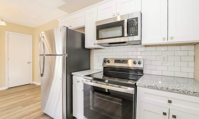 Photo - 3909 Shepway Loop