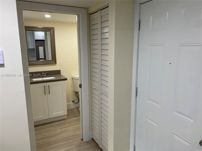 Photo - 10985 SW 107th St Unit 212