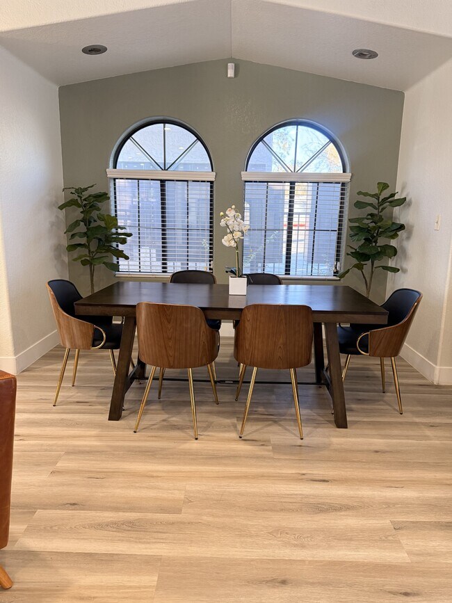 Parc West Apartments