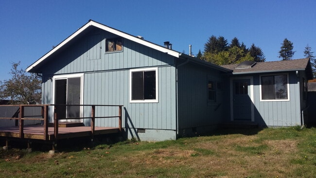 Mckinleyville House with South Facing Yard! - Mckinleyville House with South Facing Yard!