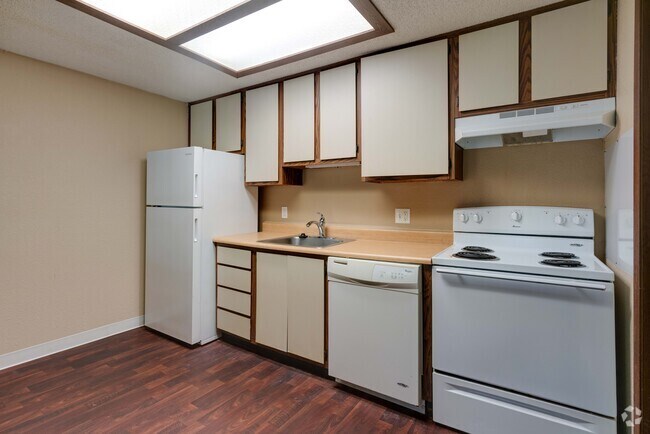 1BR, 1BA - 576SF