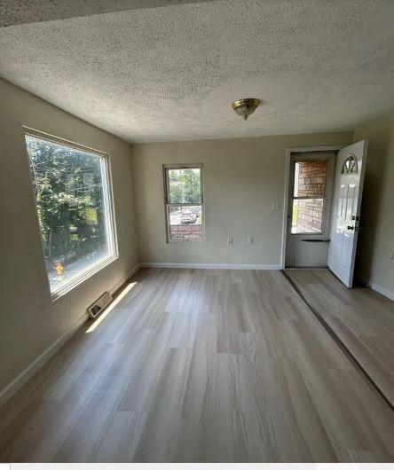 Photo - 19 Bellevue St