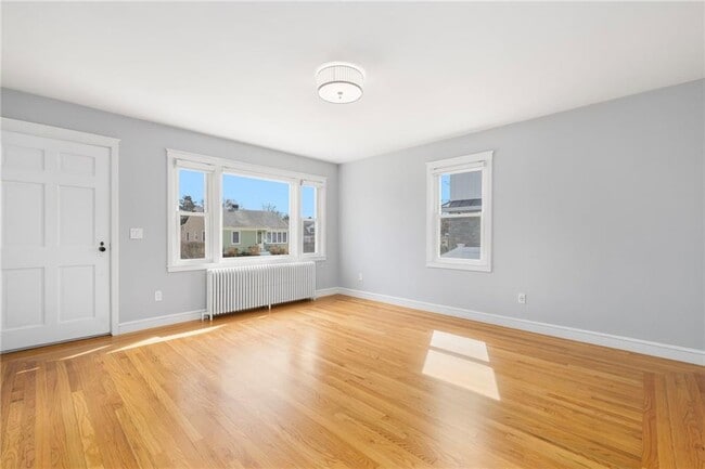 Photo - 5 Holten Ave