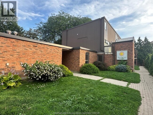 Photo - 200 Emma St Unité 8