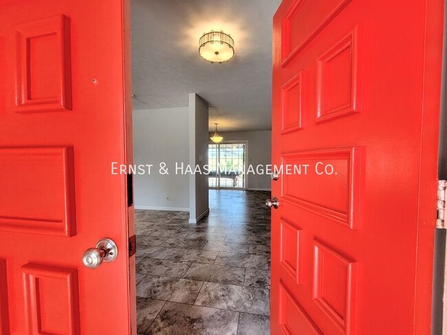 Photo - 10751 Andy St