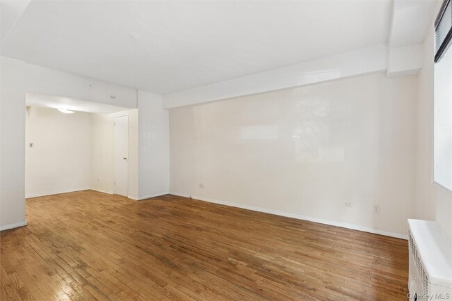 Photo - 71-40 112th St Unit 106