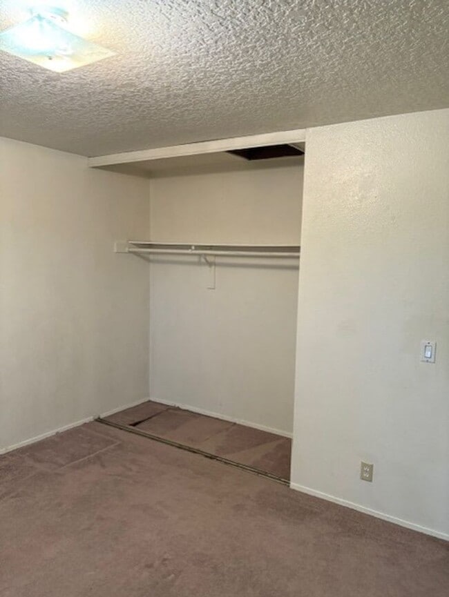 Photo - 286a Unidad 4791 Royal Ave