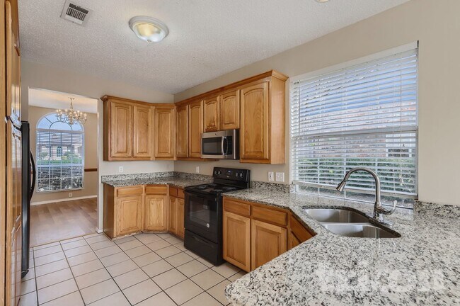 Photo - 3413 Canyon View Ct