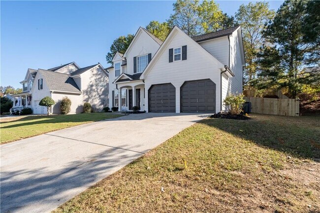 Photo - 2871 Belfaire Lake Dr