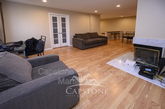 Photo - 4 Rutgers Dr