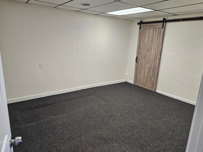 Photo - 19 W Water St