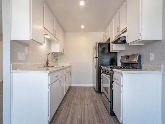 Ascot Park Apartments