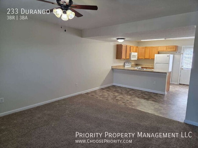 Photo - 233 Durango Cir