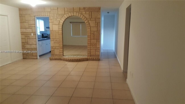 Photo - 3689 NW 14th St