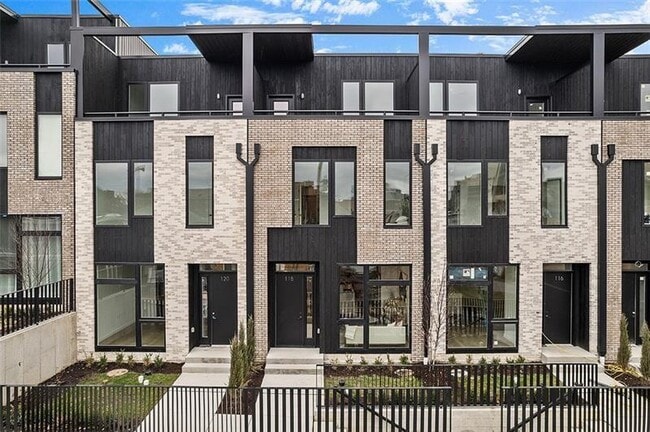 Photo - 112 Burrows St