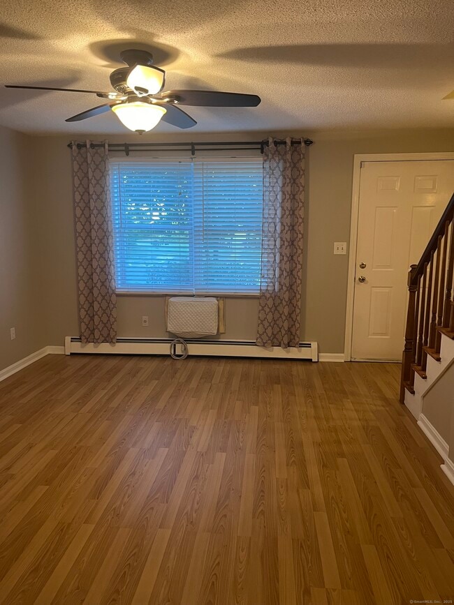 Photo - 67 Brentwood Dr Unit 67