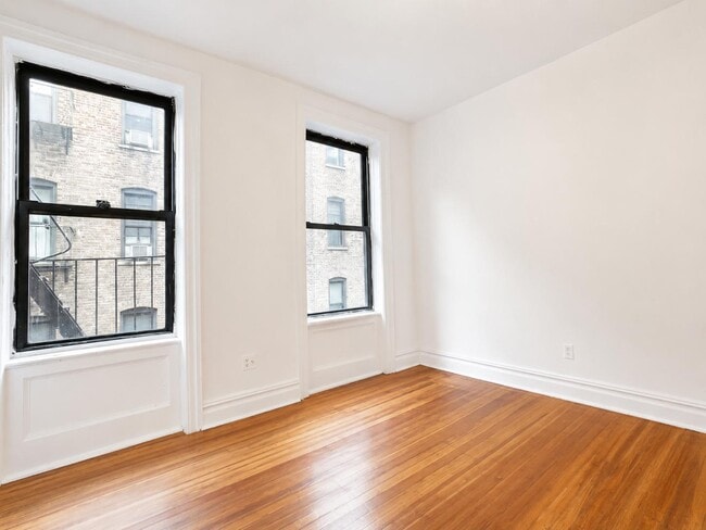 Photo - 184 Claremont Ave Unidad 3E