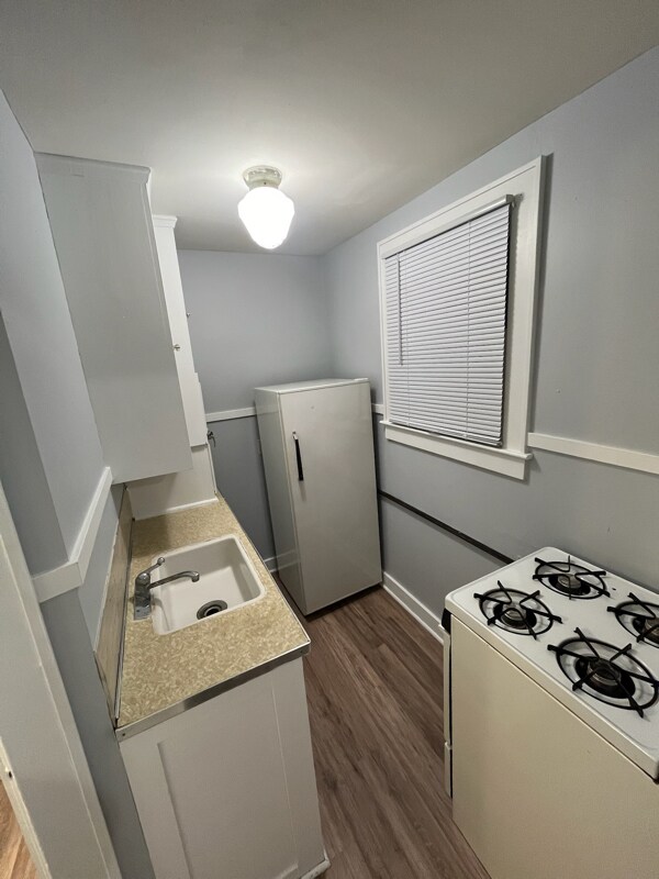 Photo - 318 W 2nd St Unit 5