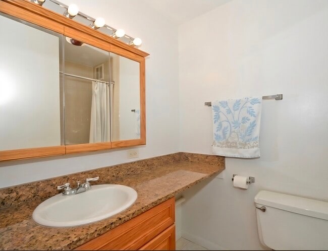 Photo - 1 E Scott St Unit 1606