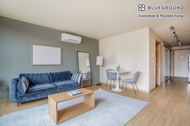 Photo - 708 6th Ave N Unidad SI FL3-ID572