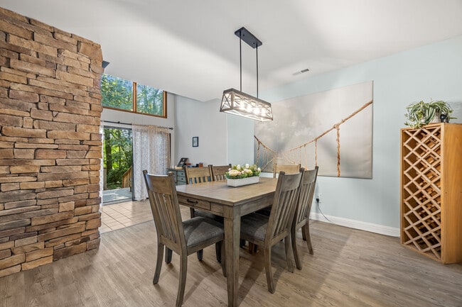 Photo - 4321 Sunscape Ln