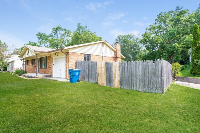 Photo - 501 N Devon Ave