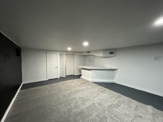 Photo - 2235 Middle St