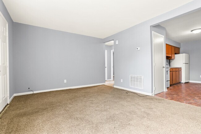 Photo - 1322 Sportsman Trail