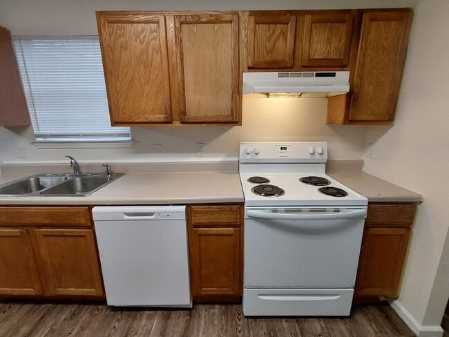 Photo - 15143 Deer Creek Dr Unidad B