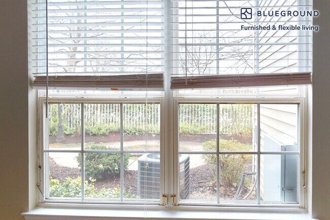 Photo - 100 Court N Dr Unit FL1-ID2123A