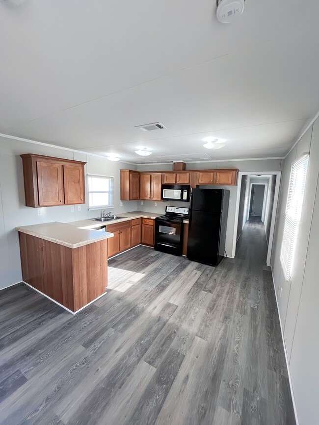 Building Photo - 110 N Michigan St