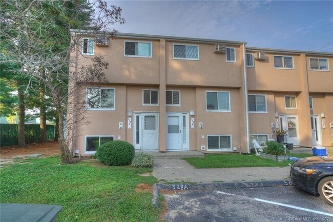 Building Photo - 528 Shennecossett Rd Unit 14