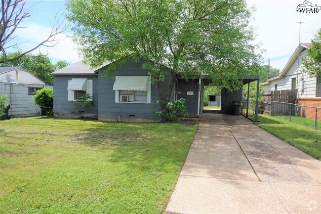 Building Photo - 2222 Gilbert Ave Rental