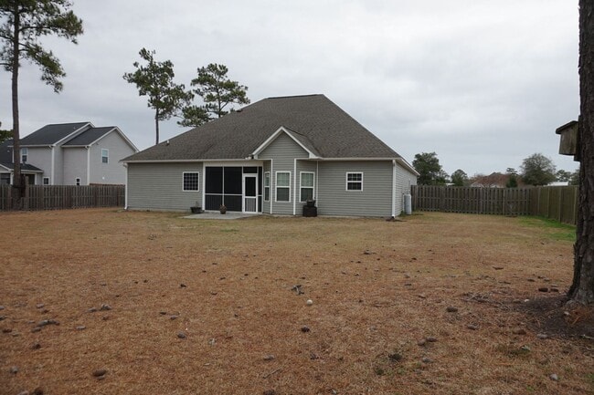 Photo - 3 Bedroom 2 Full Bathroom w/ Bonus Room located in The Preserves at Tidewater, Sneads Ferry!