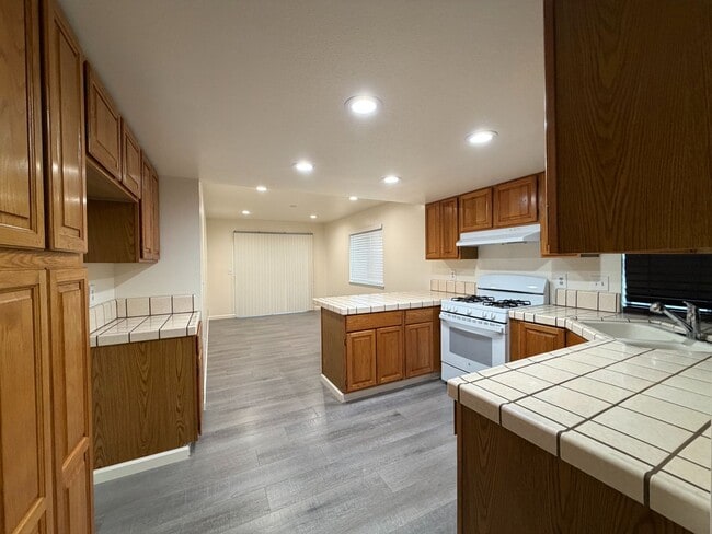 745 Cedar Dr