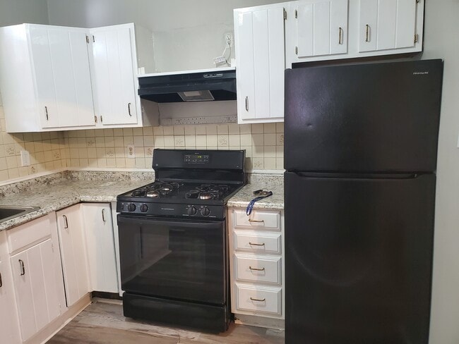 Photo - 6336 Wheeler St