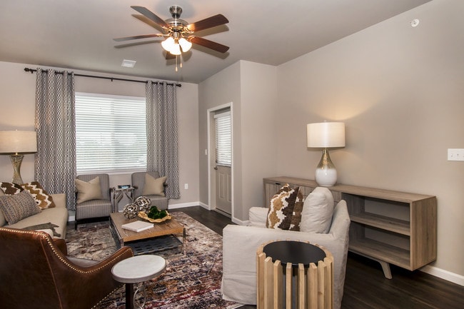 Living Area - Coryell Commons Rental