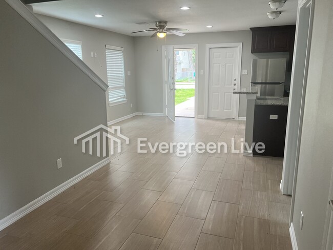 Photo - 3206 Angelfish Cove