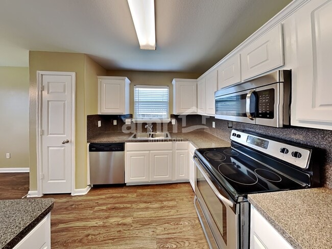Photo - 3926 Cloudbluff Ln