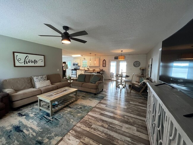 Photo - Slice of Paradise: 3-Bedroom, 2-Bathroom Fully Furnished Waterfront Rental