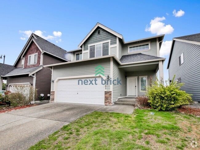 Building Photo - Charming 4 Bed 2.5 Bath for Rent! Rental