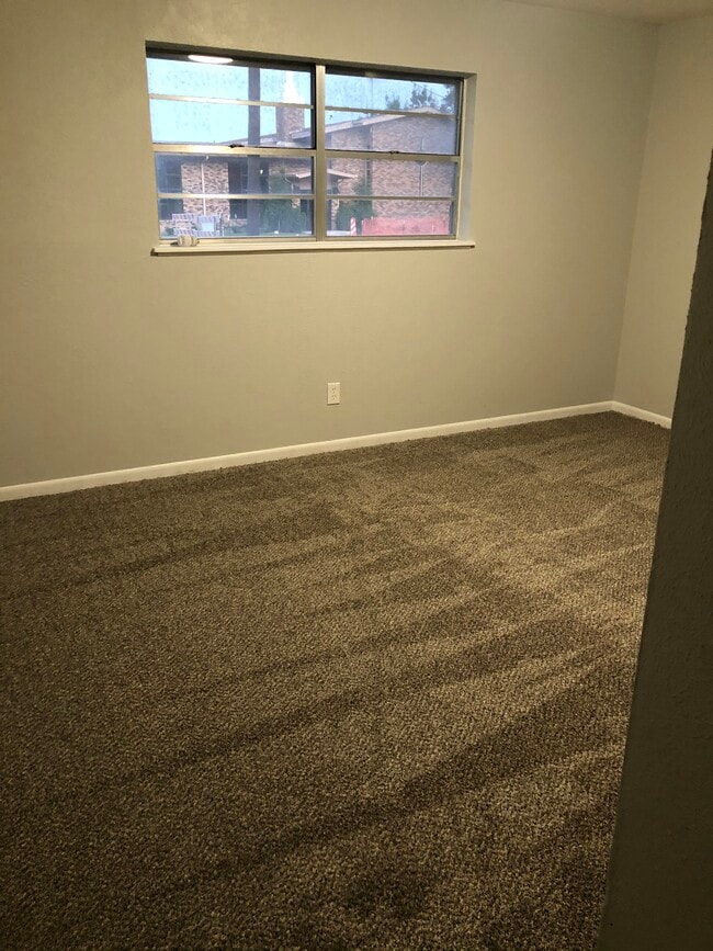 Bedroom 2 - 5908 Stonewall St