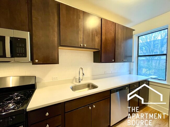 Photo - 1540 N Kedzie Ave Unit 1M