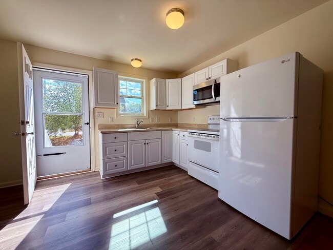 Photo - 12 Leonard St